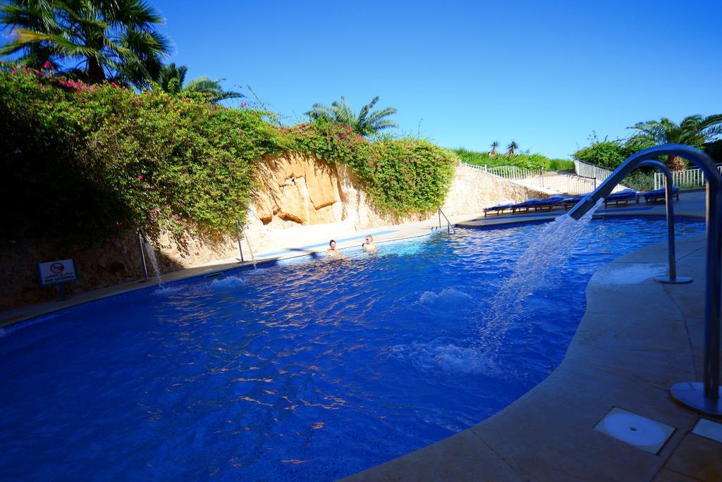 Stella Di Mare Beach Hotel & Spa Шарм-эль-Шейх Экстерьер фото The swimming pool at the hotel