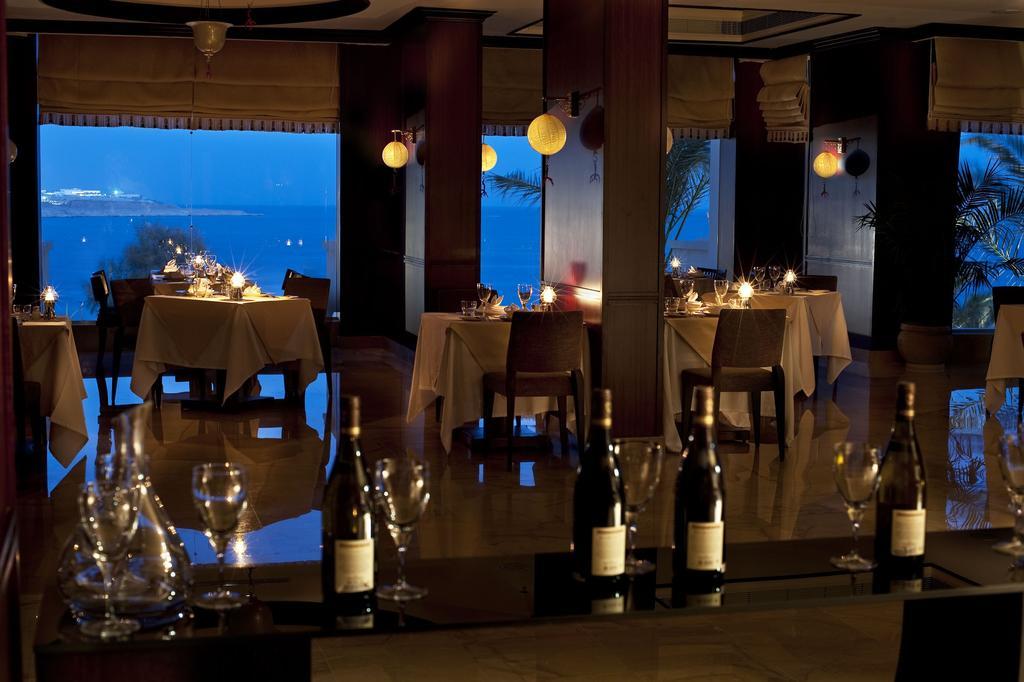 Stella Di Mare Beach Hotel & Spa Шарм-эль-Шейх Экстерьер фото The restaurant at the hotel